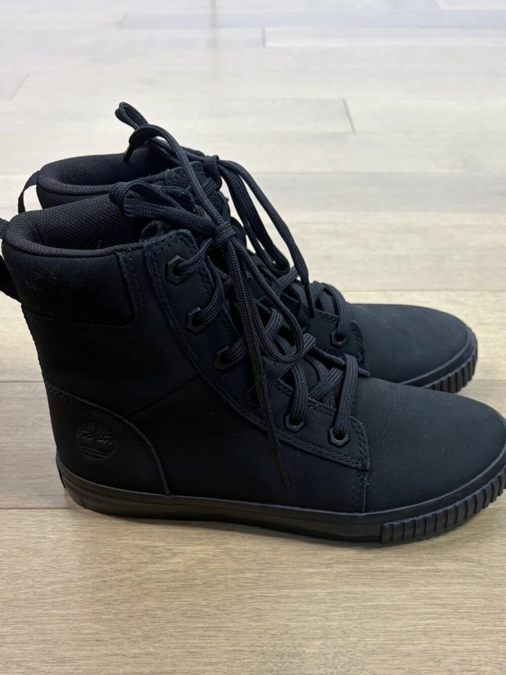 TIMBERLAND women's black boots size 5.5 - Picture 2 of 3